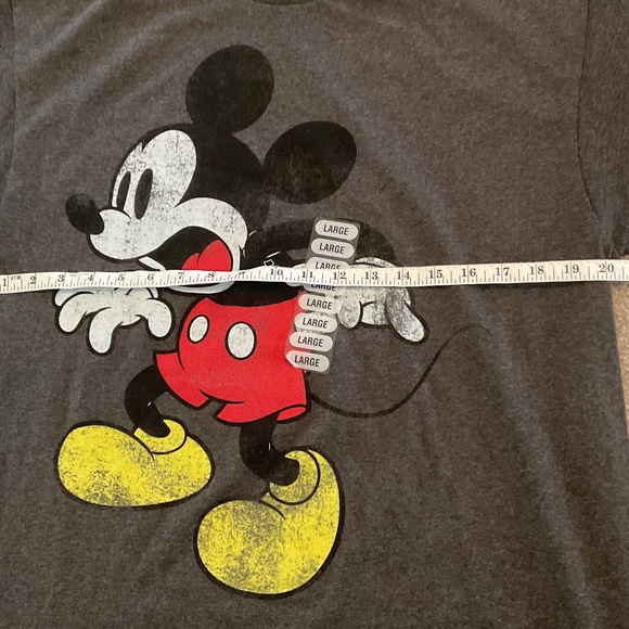 size L, bust 40” inches, can be unisex, Mickey scared, new condition - Picture 3 of 6